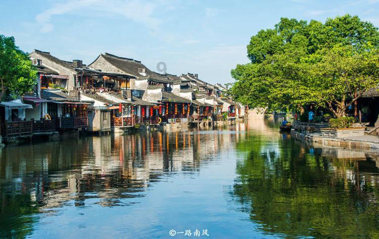 一个苗寨乡村小学里的“澳门情”